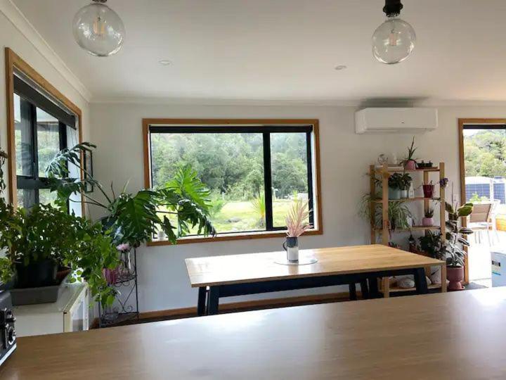Enchanted Retreat In Greymouth Shared With Host Luaran gambar